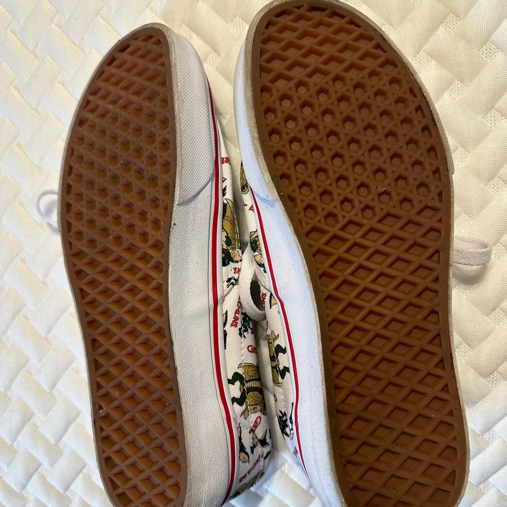Custom gremlins vans - Picture 3 of 4
